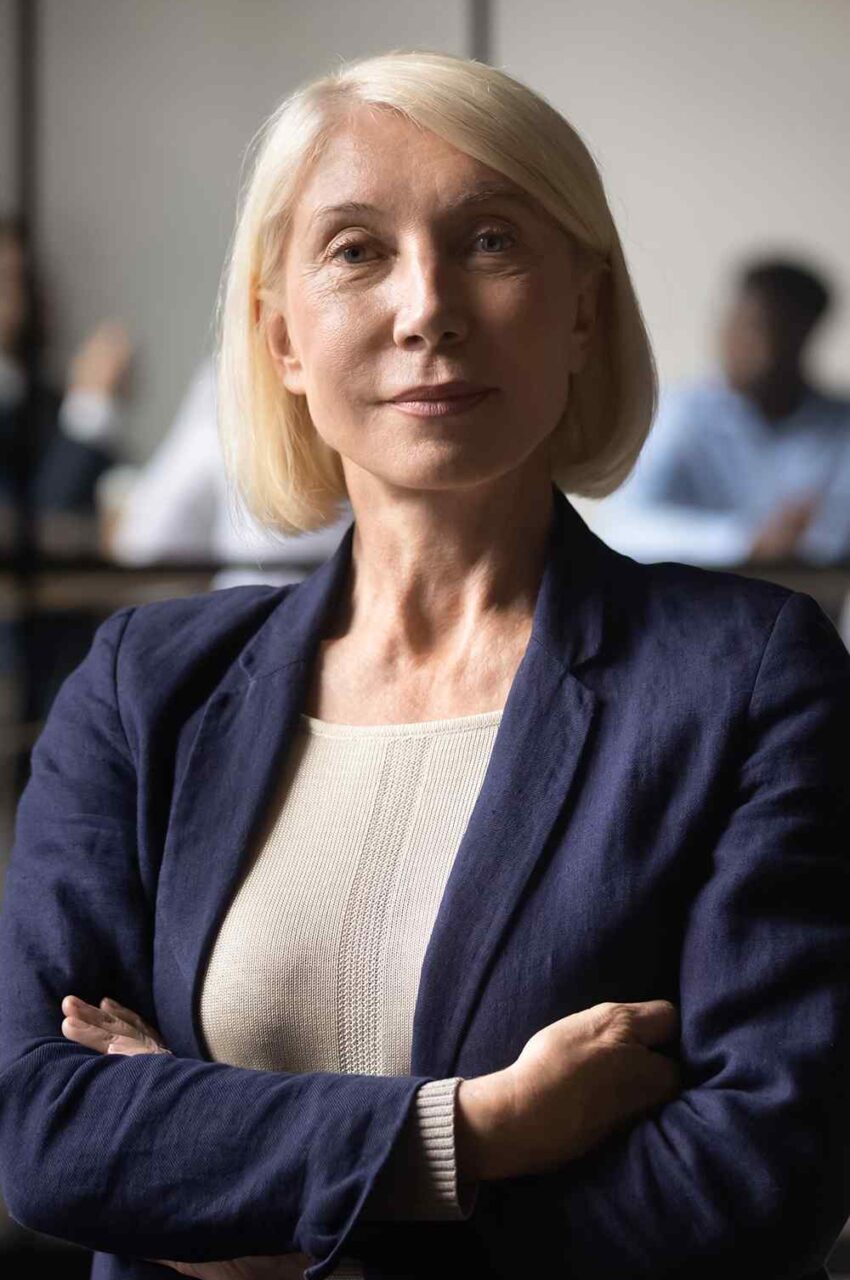 https://tegdecolombia.com/wp-content/uploads/2019/02/team_04-850x1280.jpg